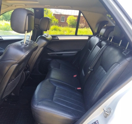 Mercedes-Benz ML cena 28000 przebieg: 212600, rok produkcji 2005 z Bełżyce małe 67